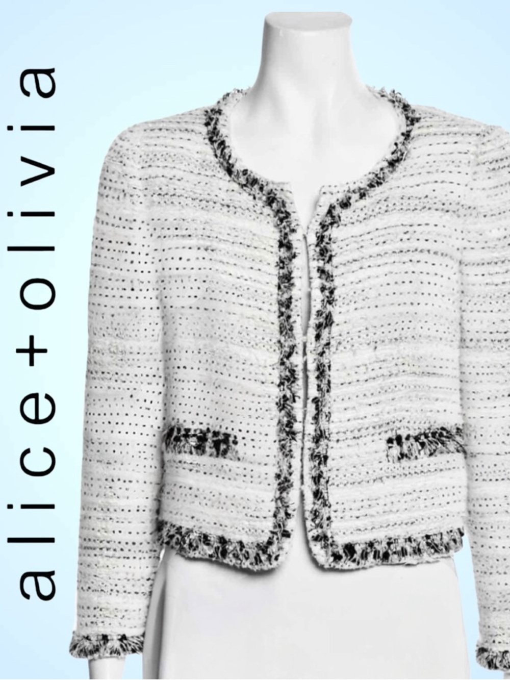 Alice + Olivia • Cropped Black & White Tweed Blazer || Small